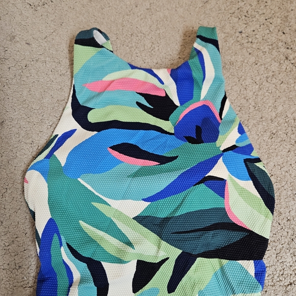 Shade & Shore Textured Tropical One-Piece Swimsuit – Size XS (0–2) | NWT - Picture 5 of 11